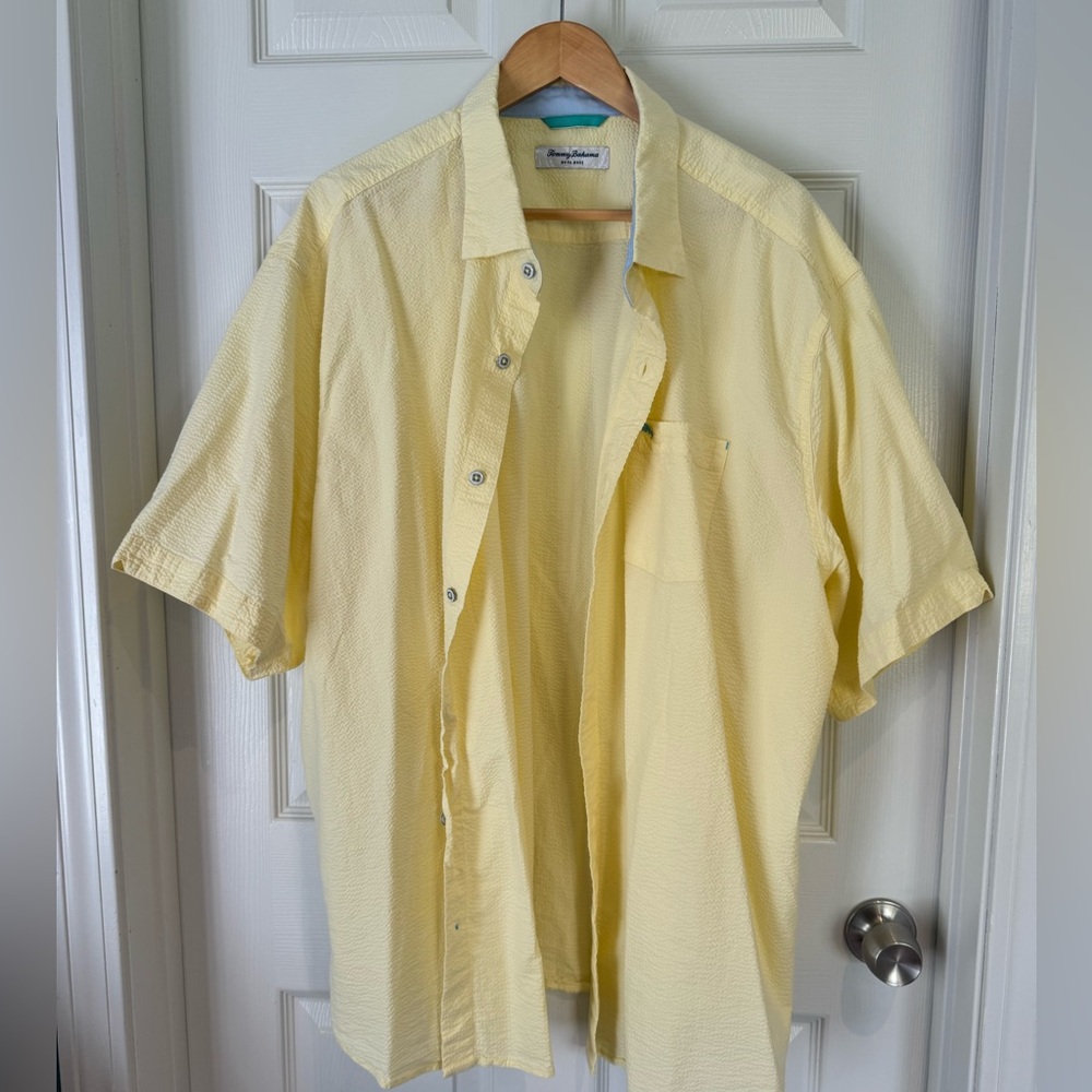 Tommy Bahama Button Down